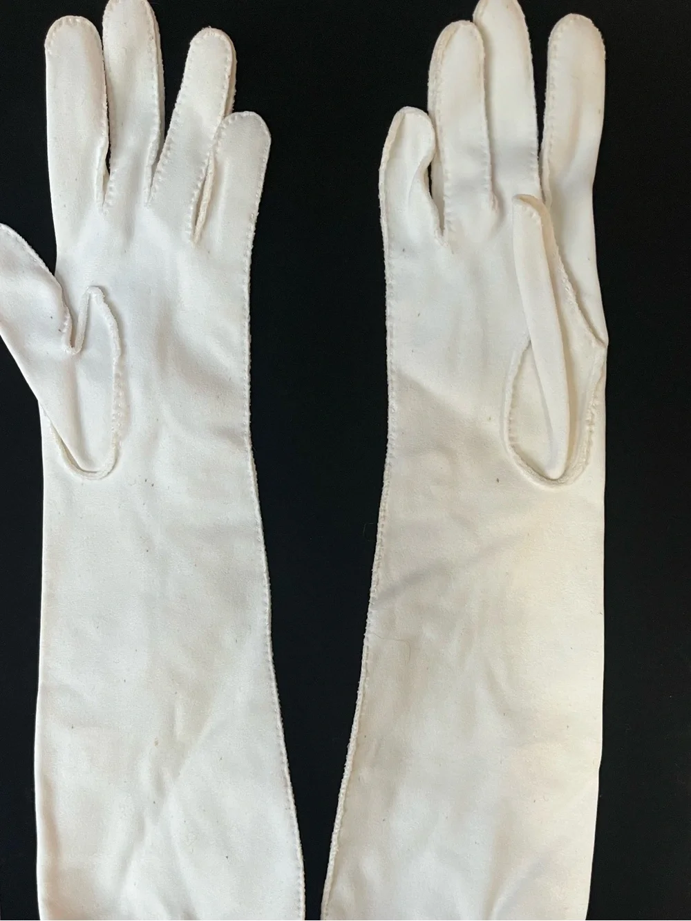 VTG 1950s White Opera Gloves Rhinestone Diamond Accent Scalloped Cuff Small 13